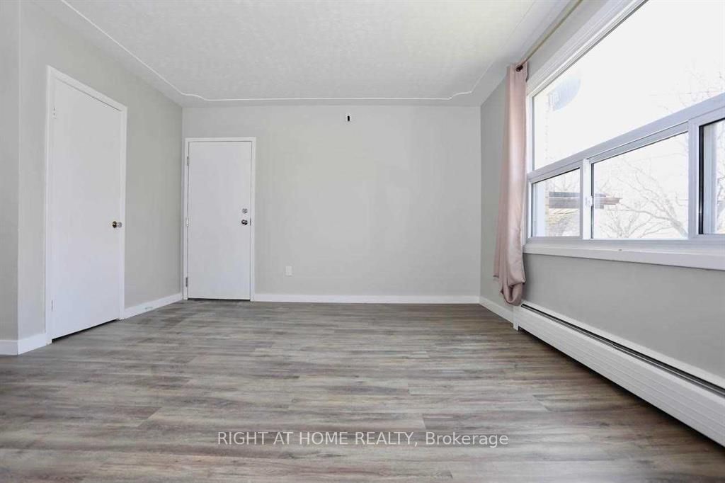 Unit 3 - 394 Thiel Street, London 4