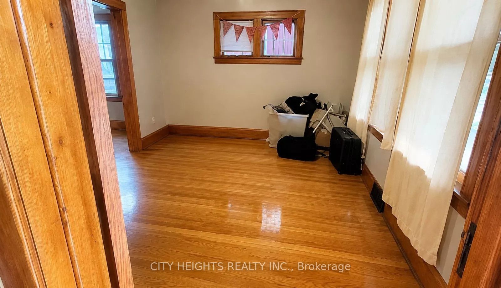 Unit 2 - 1264 Elsmere Avenue, Windsor 4