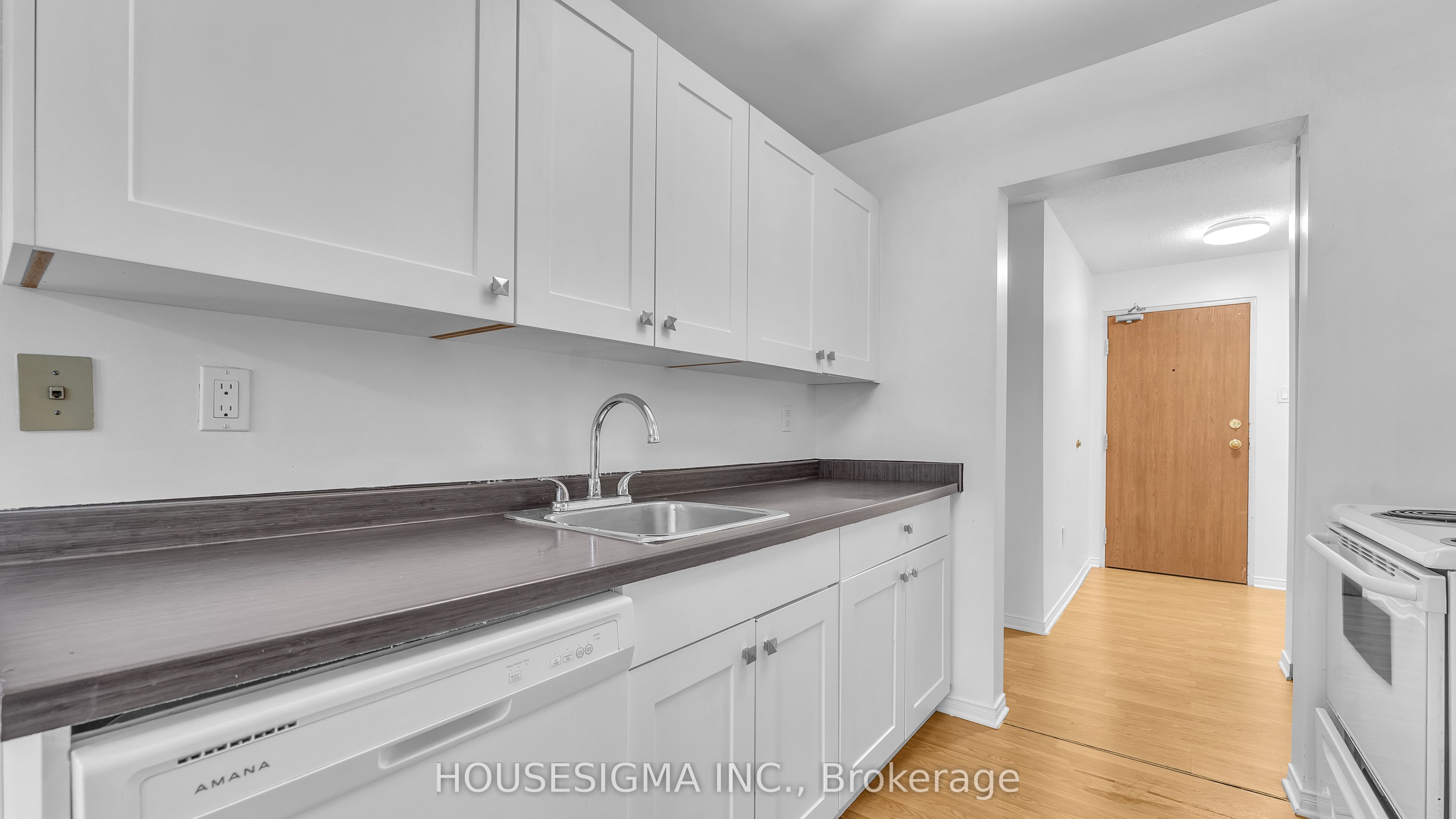 Unit 201 - 986 Huron Street, London 4