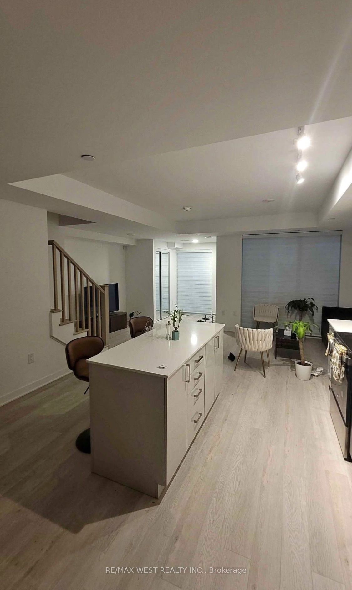 Unit 107 - 2782 Barton Street E, Hamilton 4