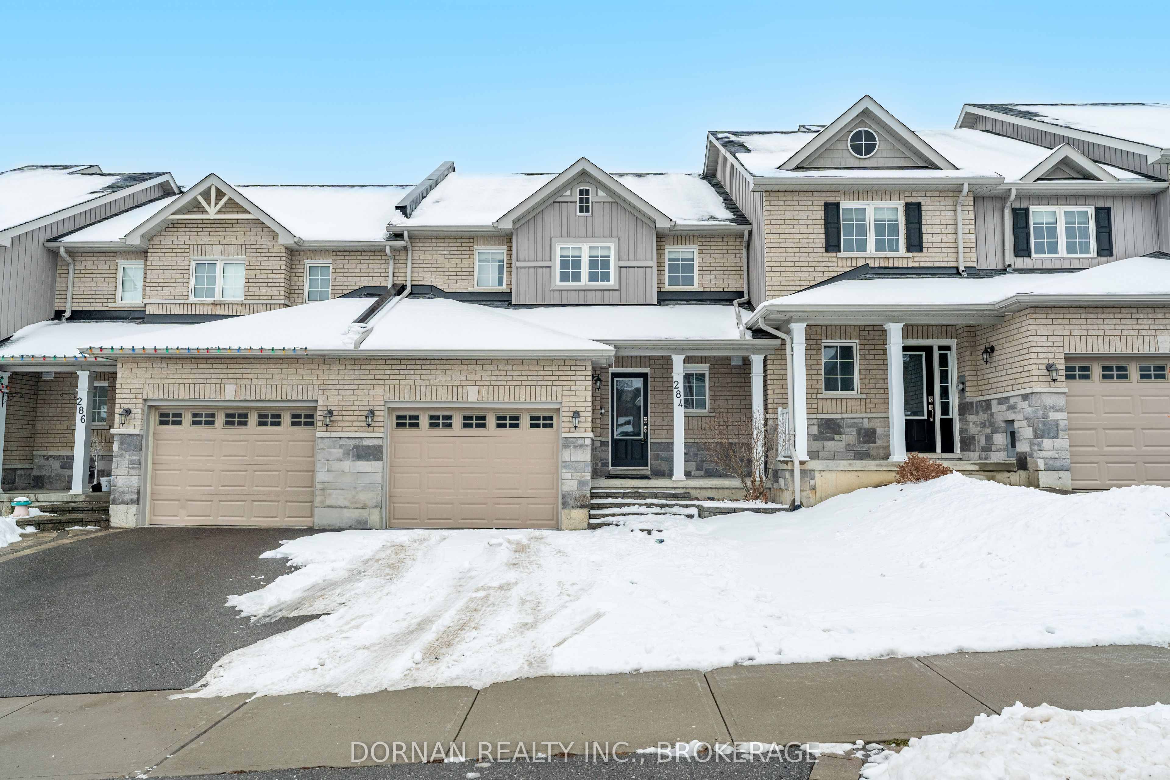Unit Upper - 284 Louden Terrace, Peterborough 2