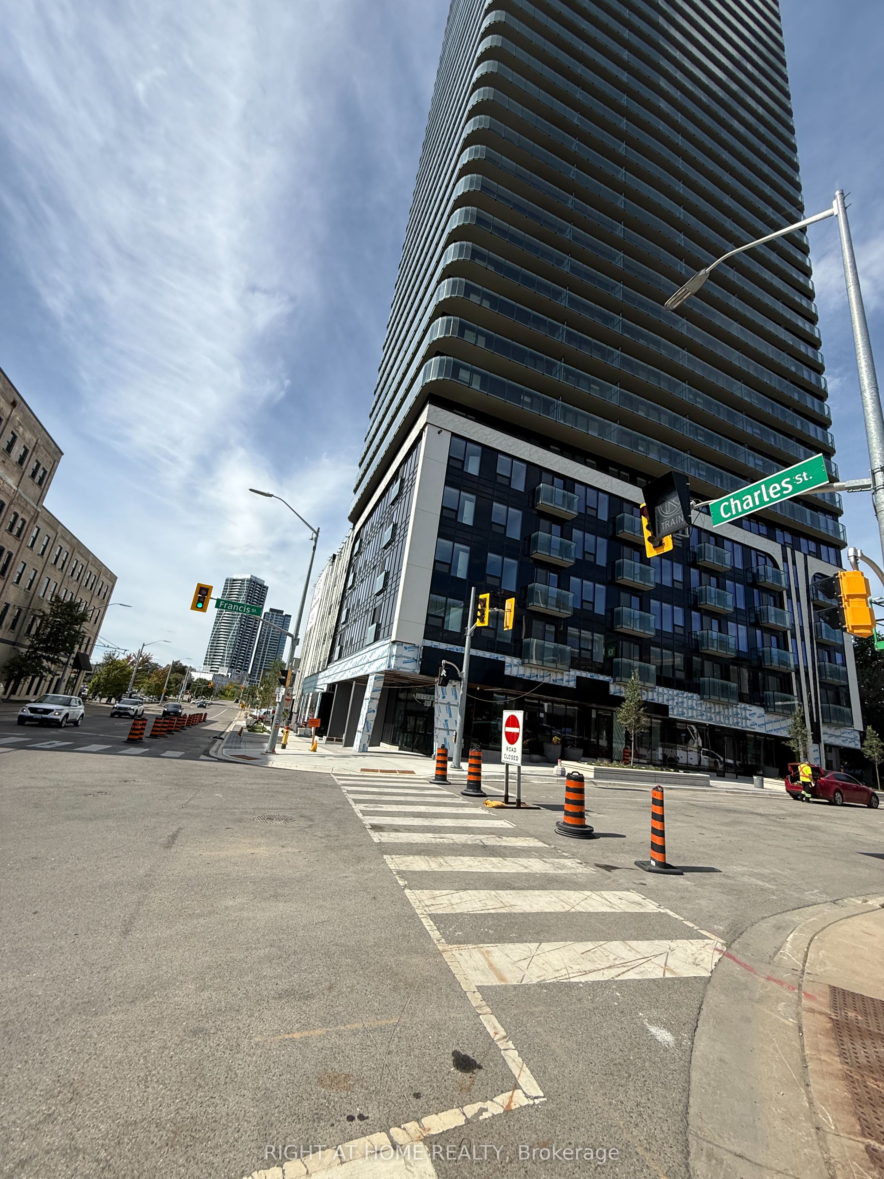 Unit 405 - 30 Francis Street S, Kitchener 2