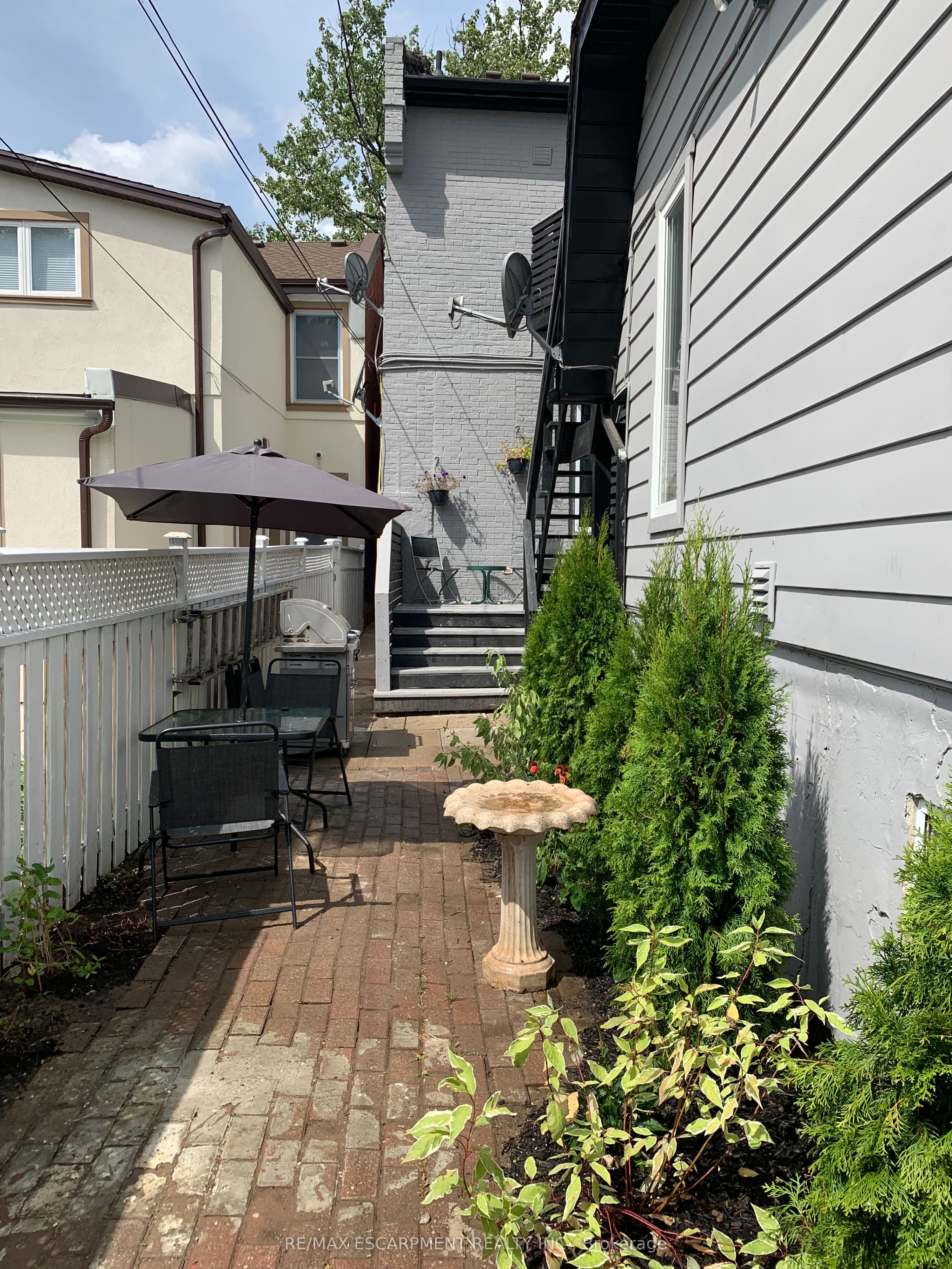 Unit 5 - 74 WEST Avenue N, Hamilton 3