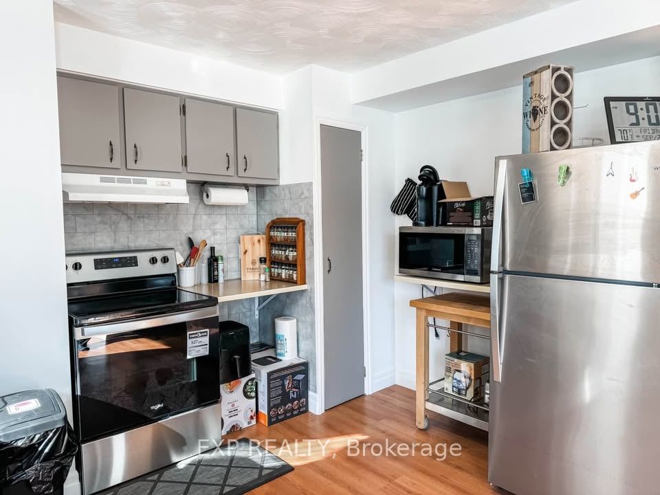 Unit 2 - 4564 Ste Catherine Street, The Nation 4