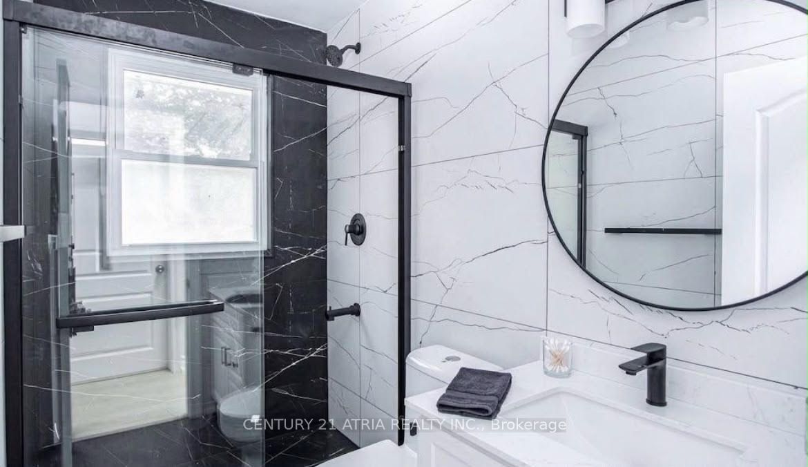 Unit Upper - 26 Magee Street, London 5