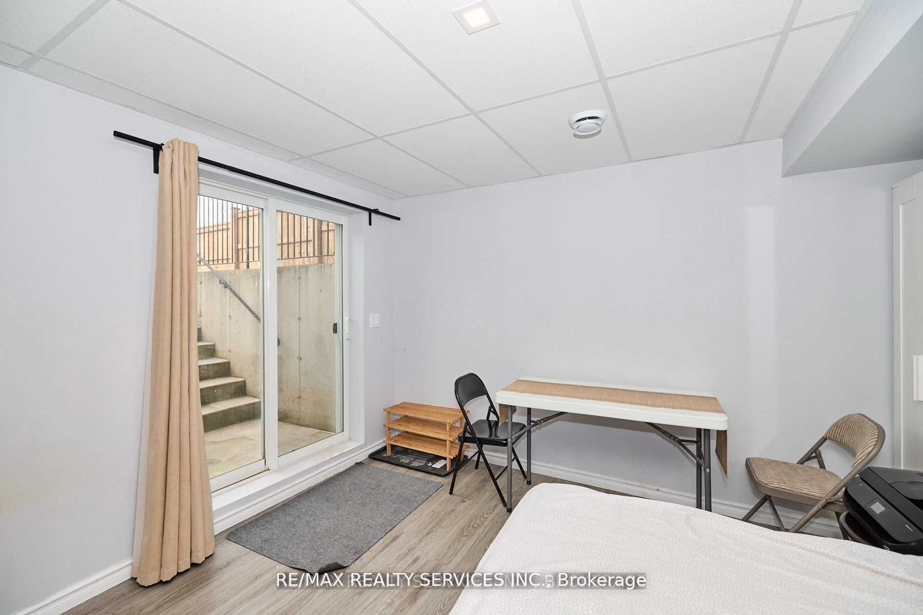 Unit Bsmt - 6045 Ernest Crescent, Niagara Falls 3