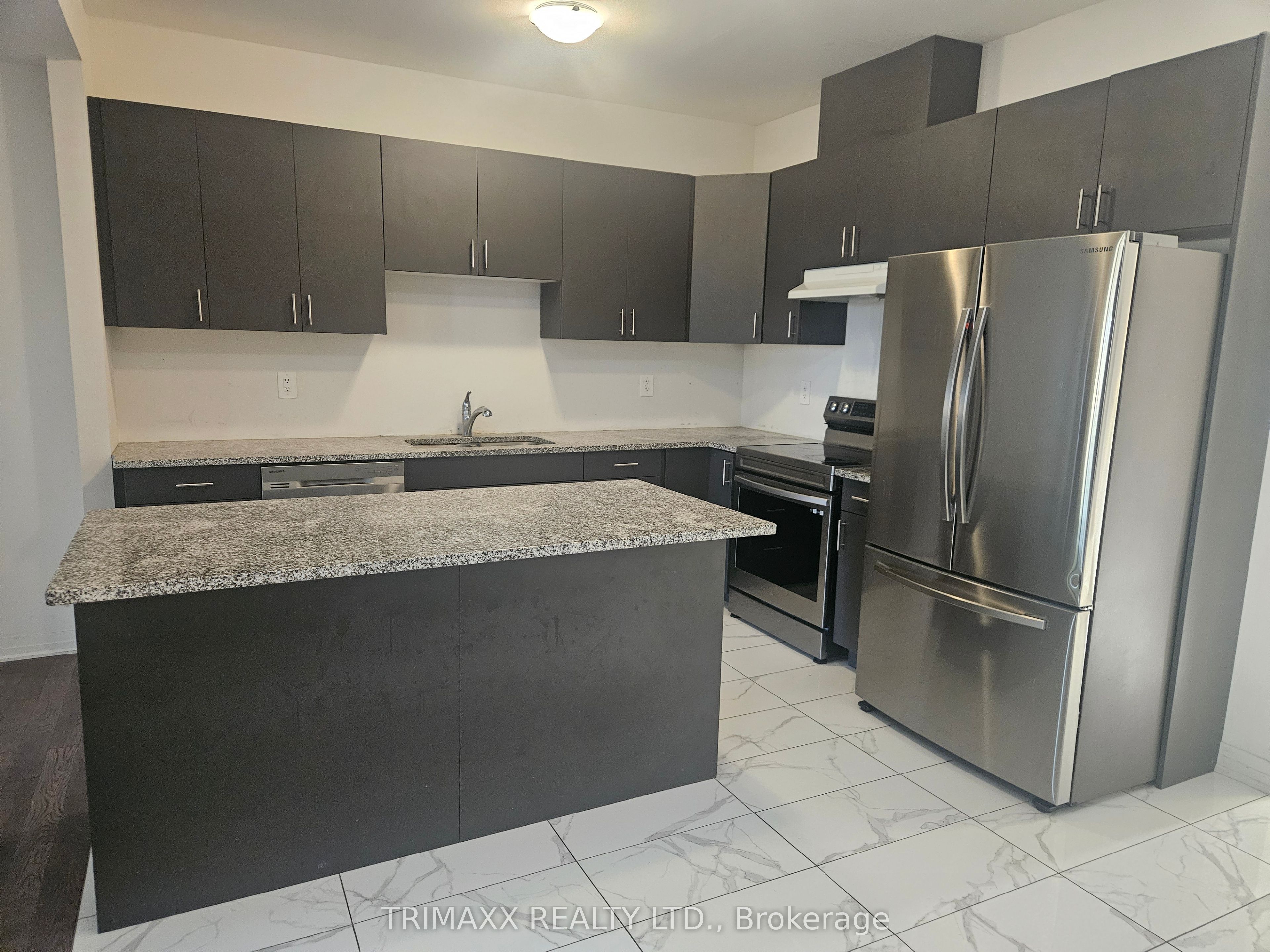216 Middleton Street, Zorra 4