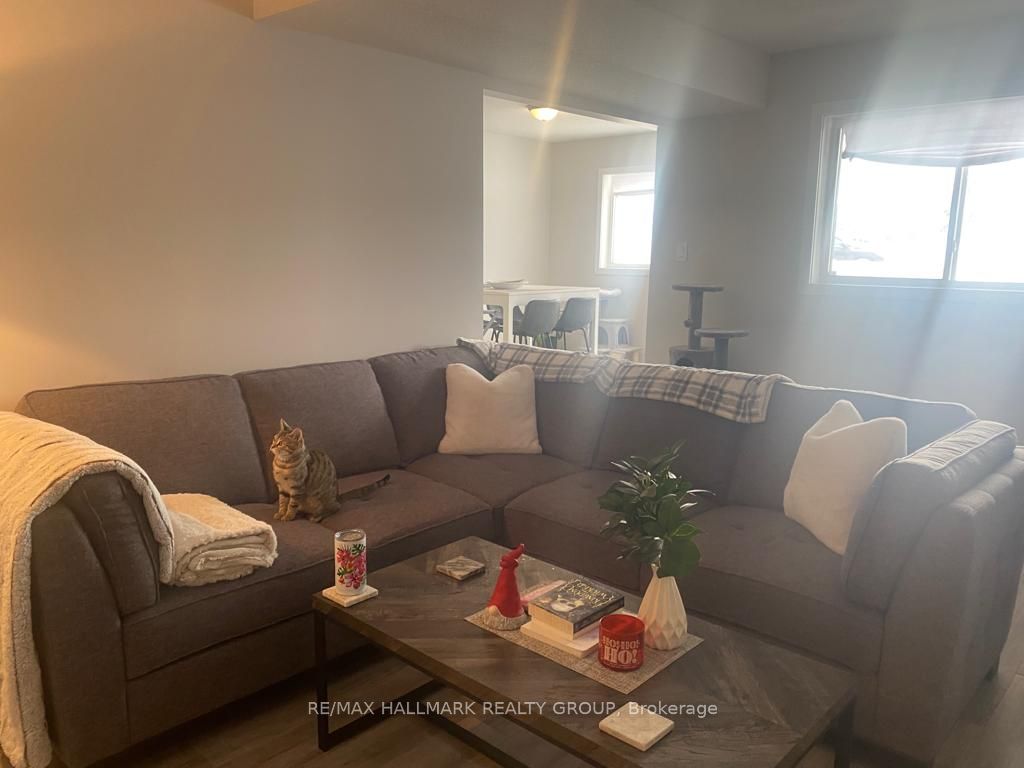Unit 102 - 316 Lorry Greenberg Drive, Ottawa 5