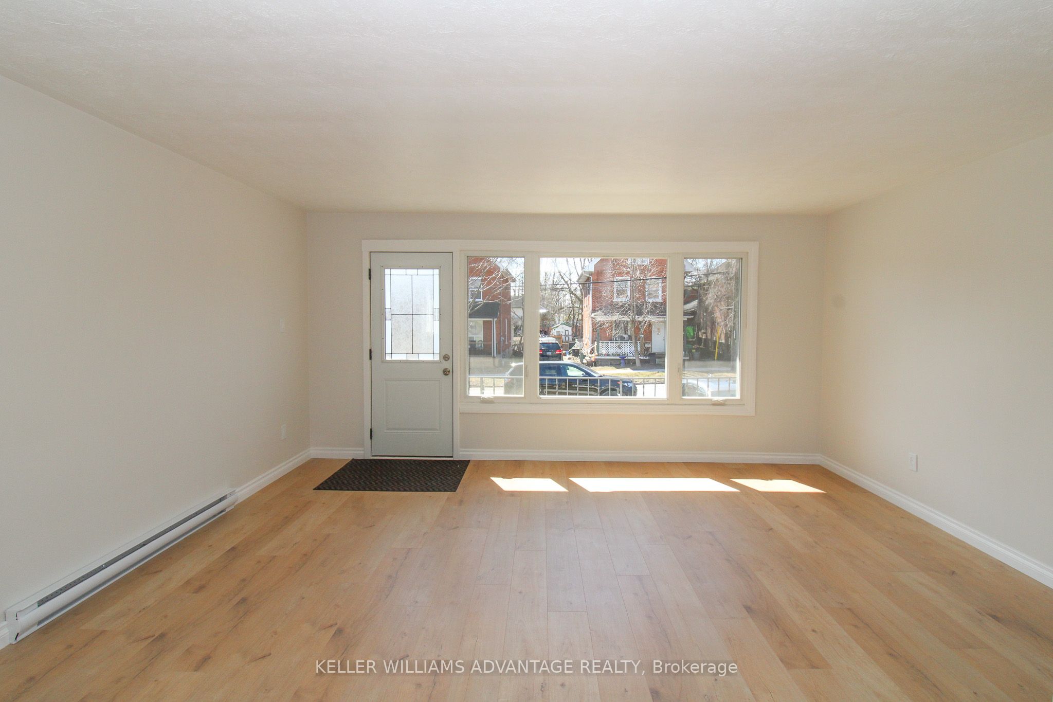 Unit Main - 506 SHERBROOKE Street, Peterborough 3
