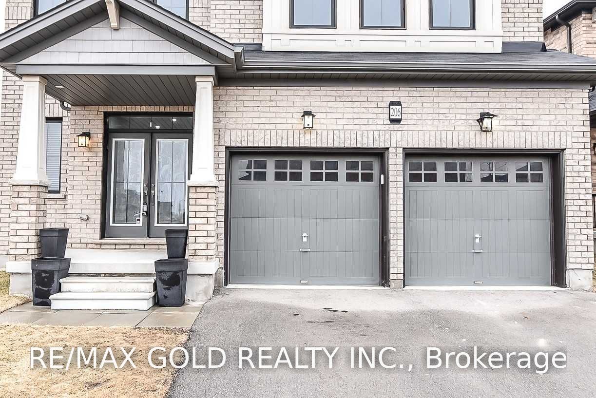 206 Crafter Crescent, Stoney Creek 2
