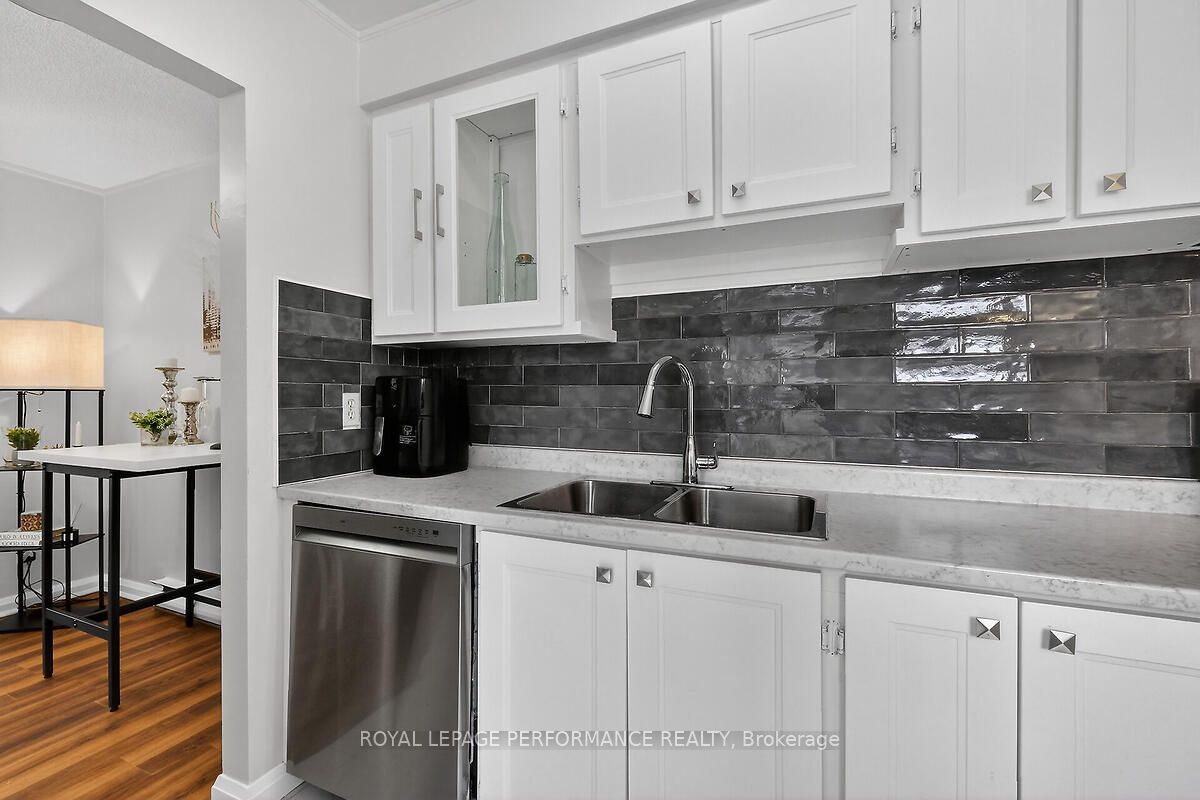 Unit 28 - 42 Compata Way, Orleans-Gloucester 4