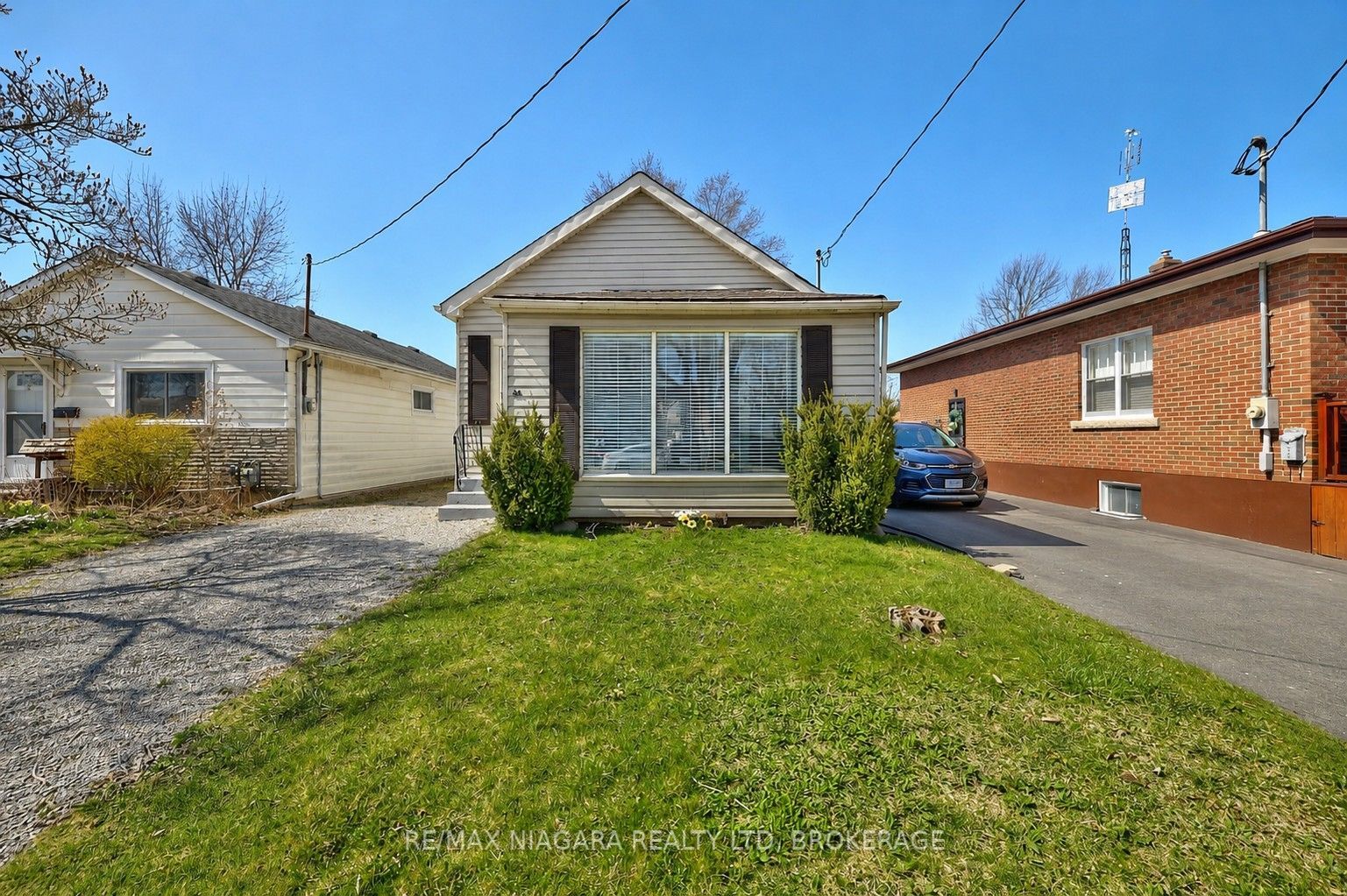 44 Churchill Street, St. Catharines 2