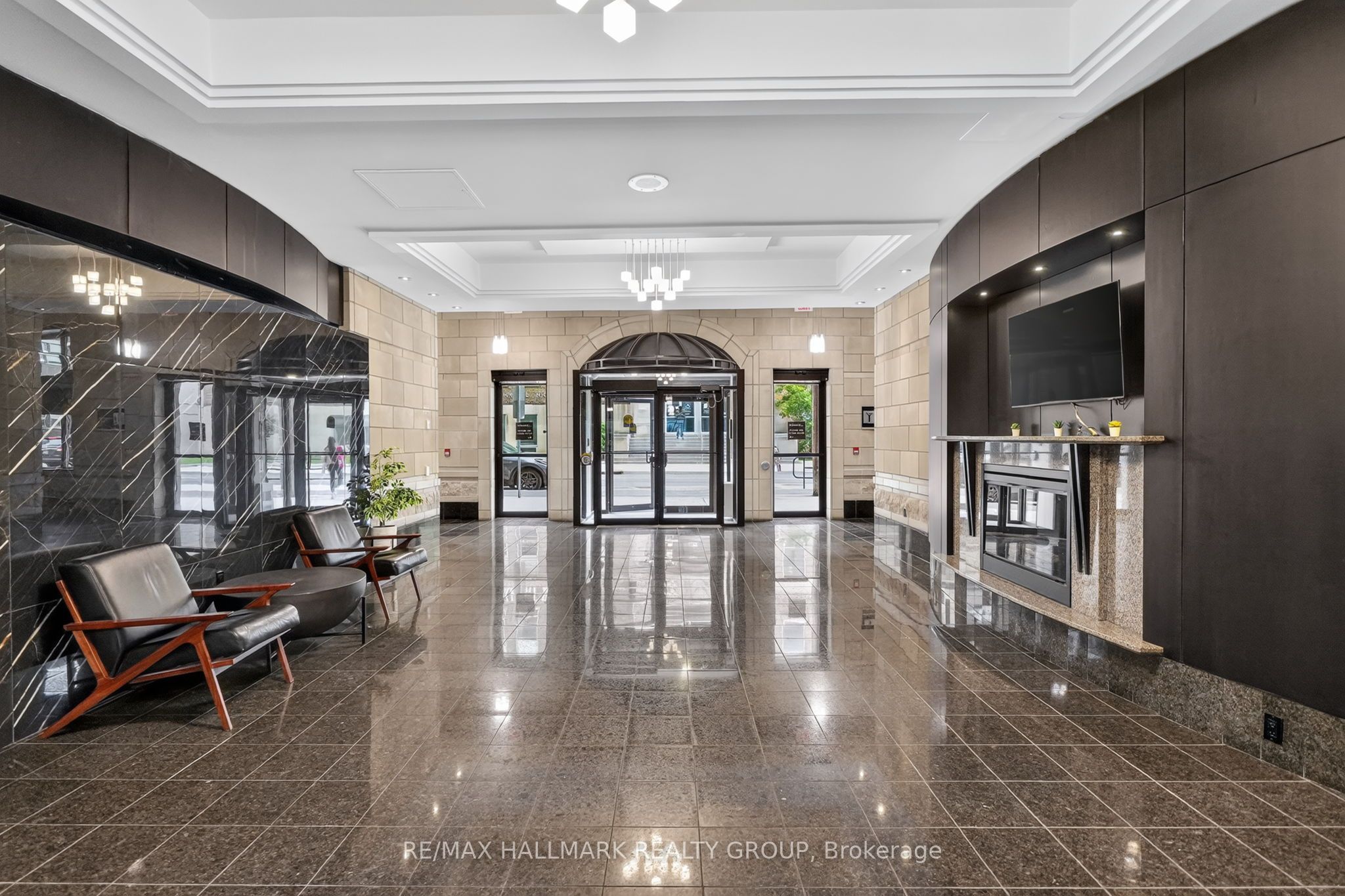 Unit 214 - 435 Albert Street, Ottawa 3