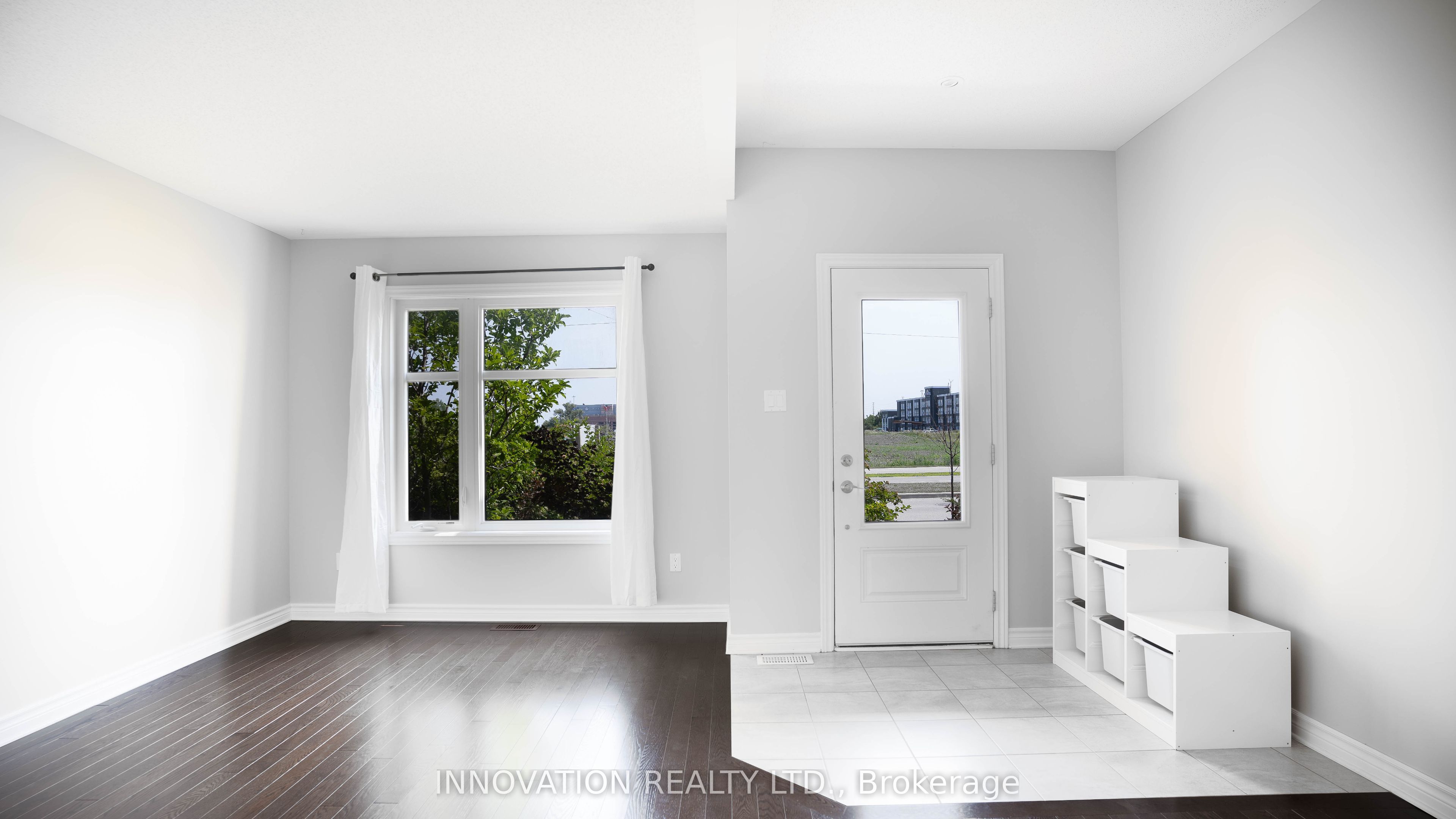516 Silvertip Lane, Kanata 3