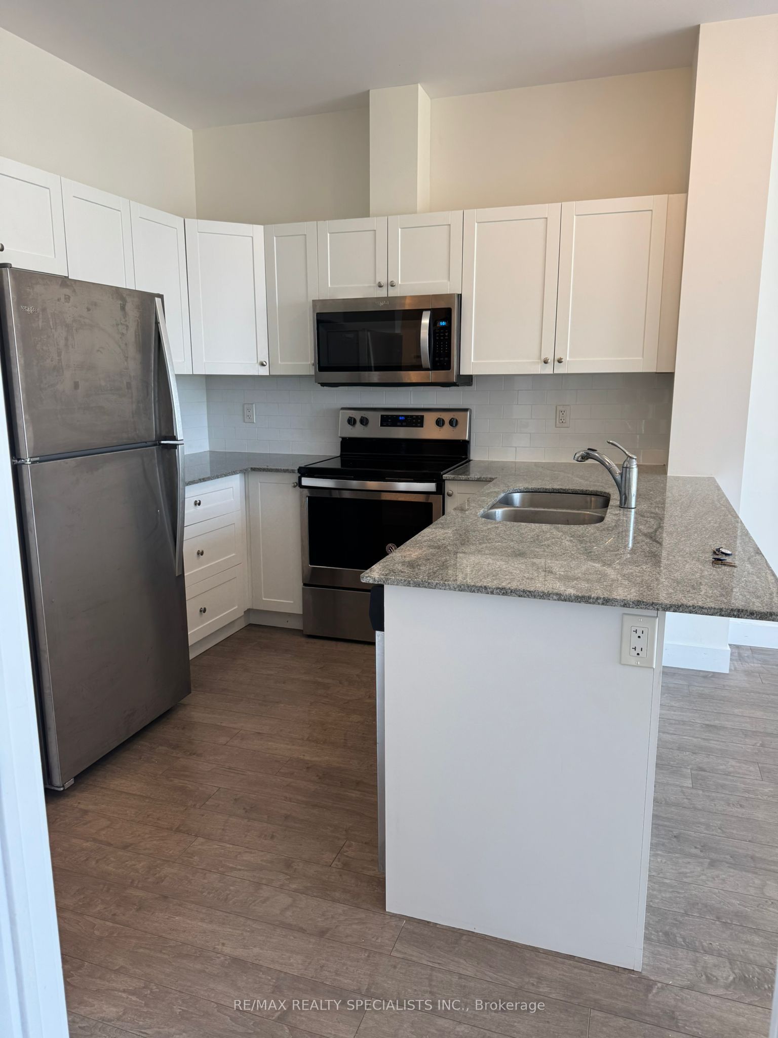 Unit 1410 - 100 GARMENT Street N, Kitchener 5