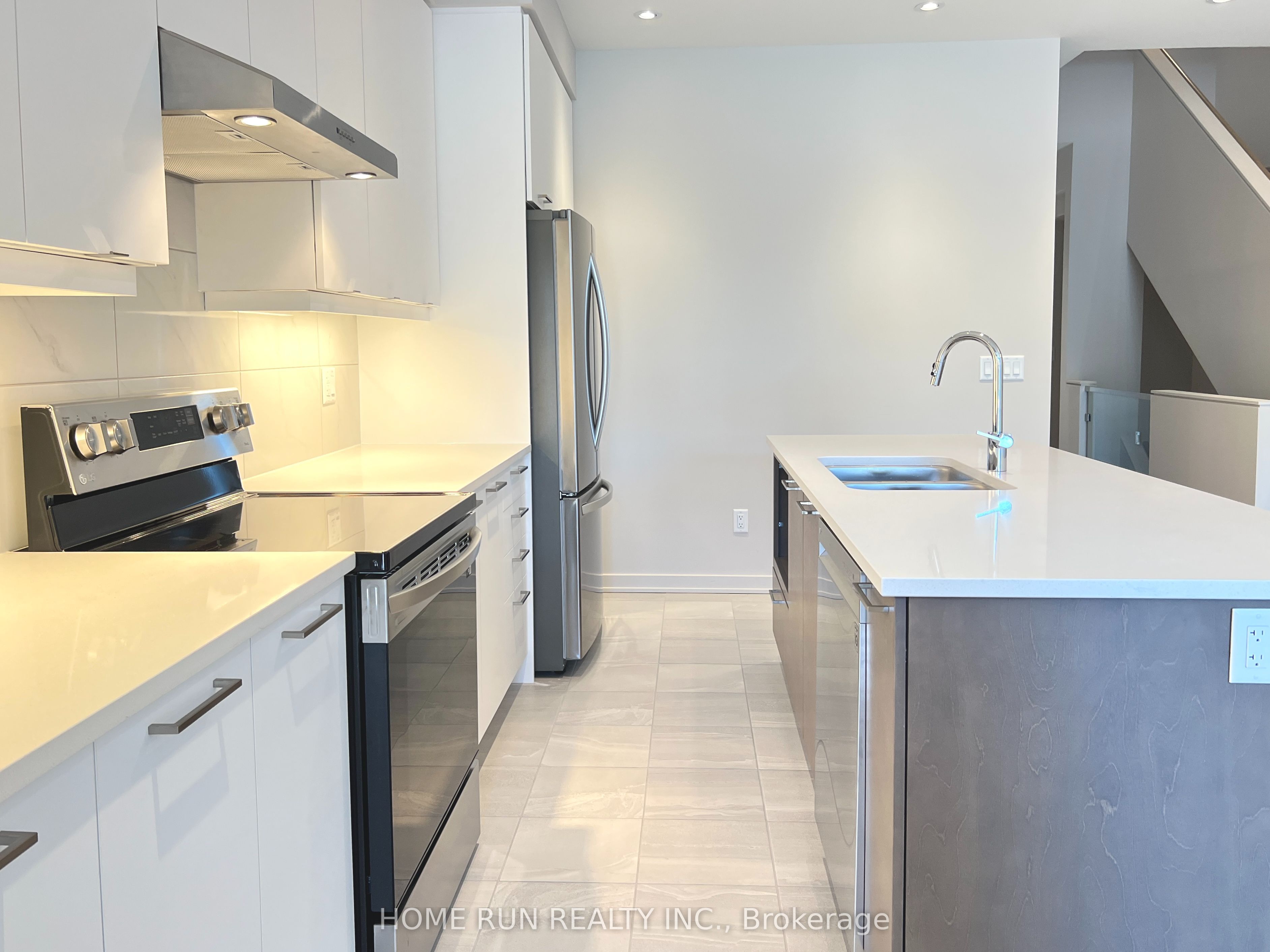 516 Borbridge Avenue, Orleans-Gloucester 5