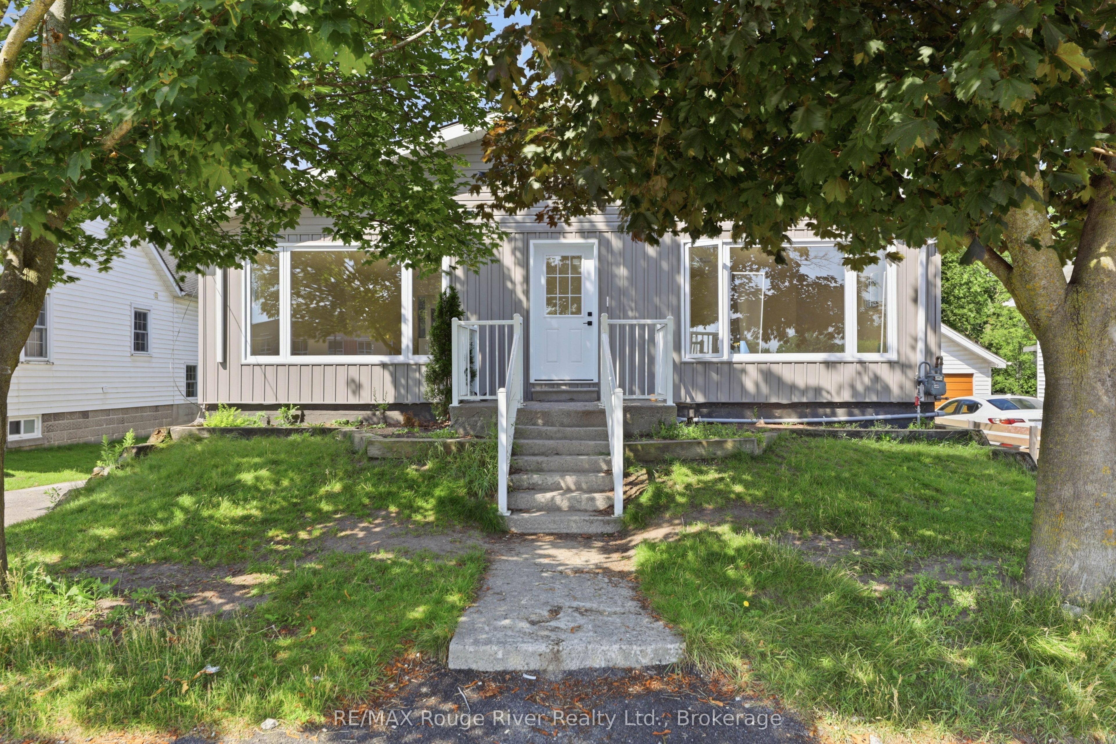 Unit Unit A - 144 Macdonald Avenue, Belleville 2