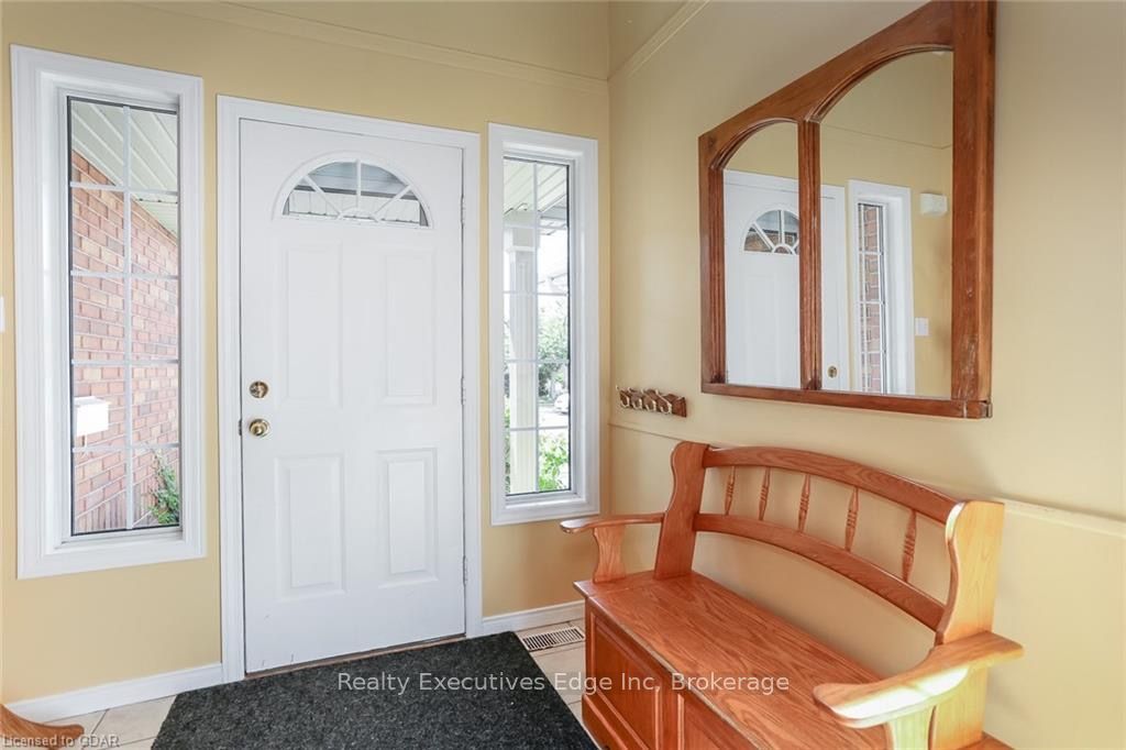 Unit Main - 59 Marsh Crescent, Guelph 2