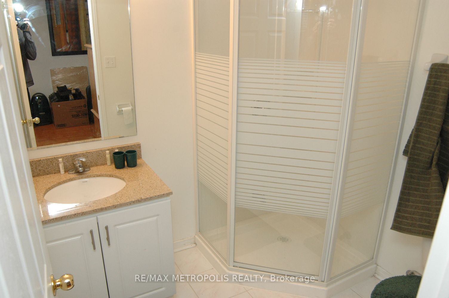 Unit C17 - 619 Wild Ginger Avenue, Waterloo 3