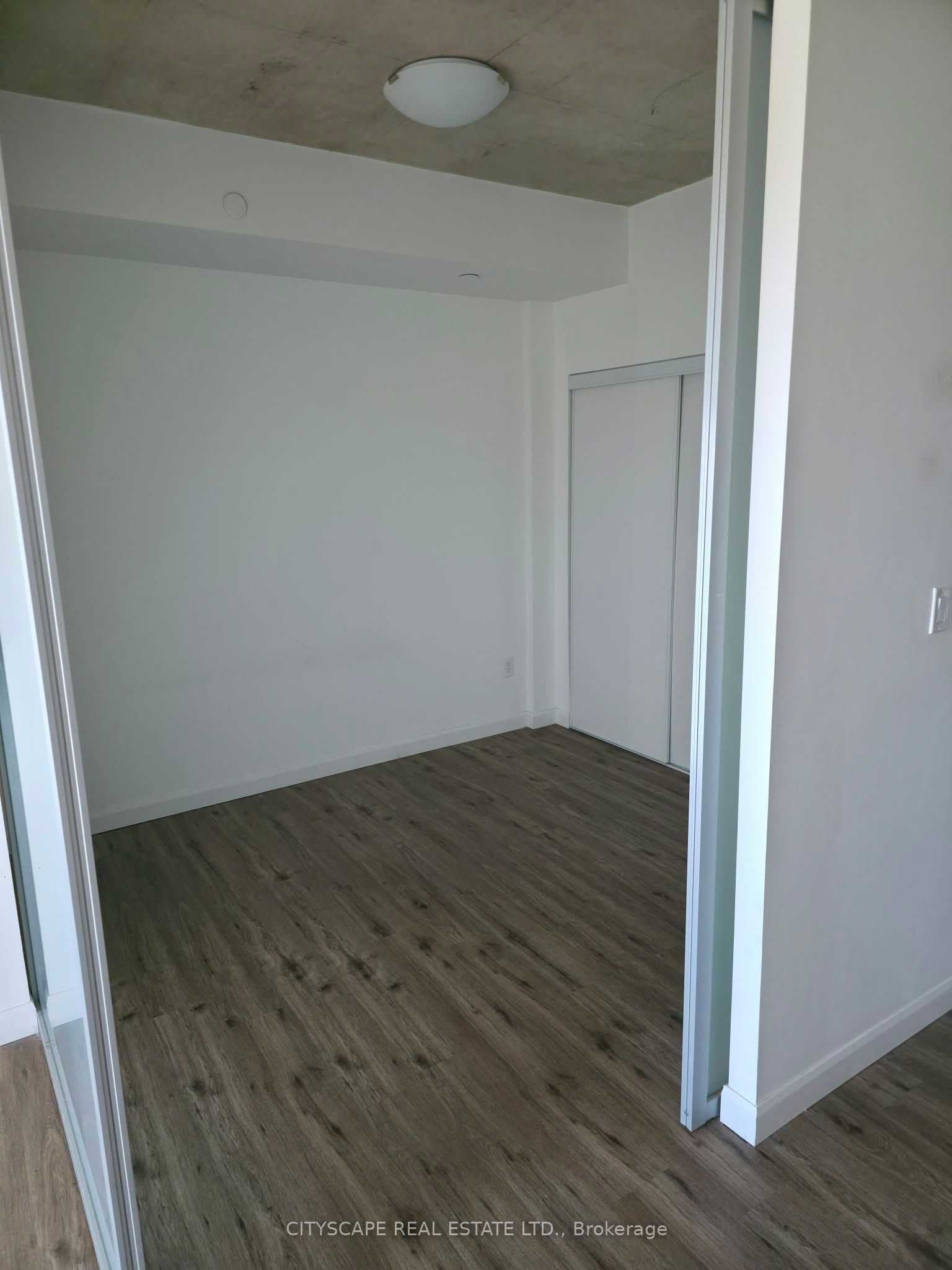 Unit 309 - 7 Erie Avenue, Brantford 5