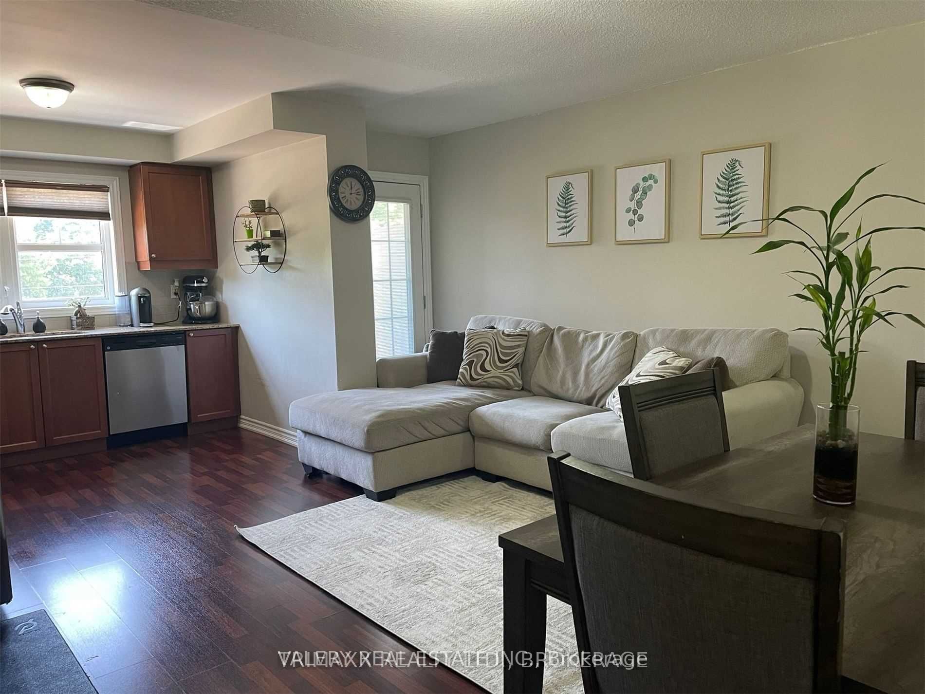 Unit 4 - 701 Homer Watson Boulevard, Waterloo 2