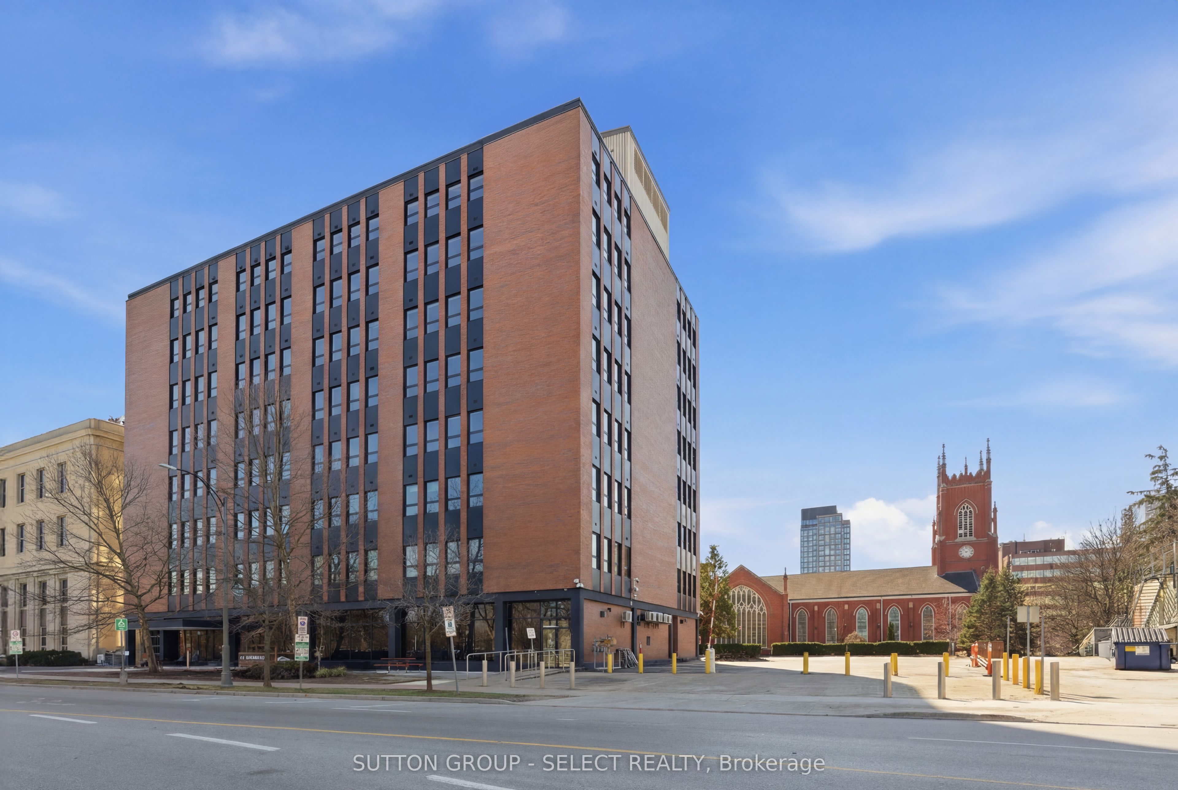 Unit 213 - 195 Dufferin Avenue, London 5