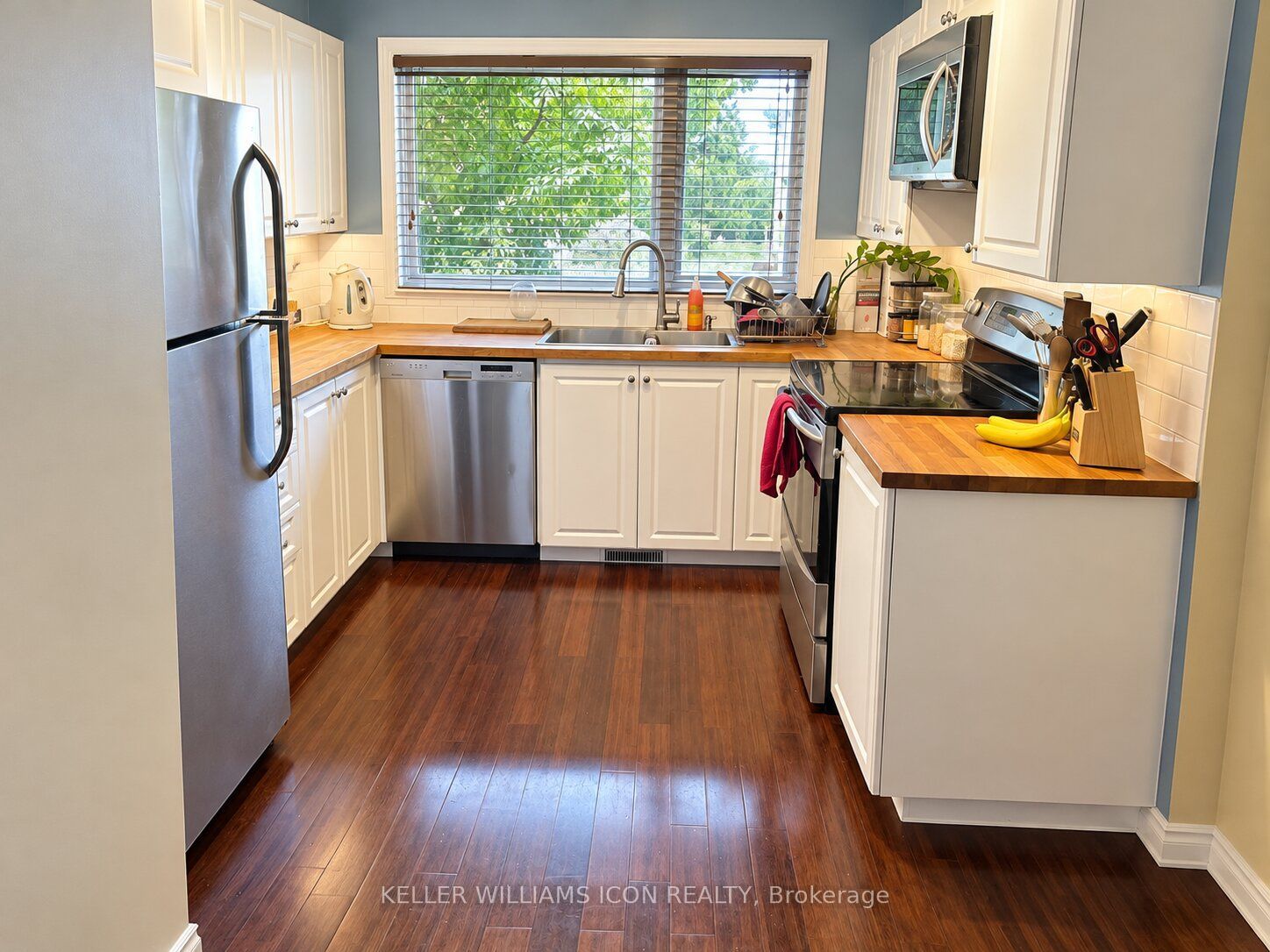 296 MAIN Street, Ottawa 2