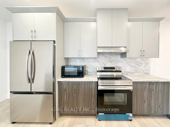 Unit Main Floor - 7406 Majestic Trail, Niagara Falls 3