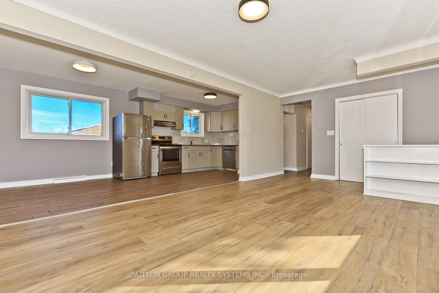 40 Jacobson Avenue, St. Catharines 5
