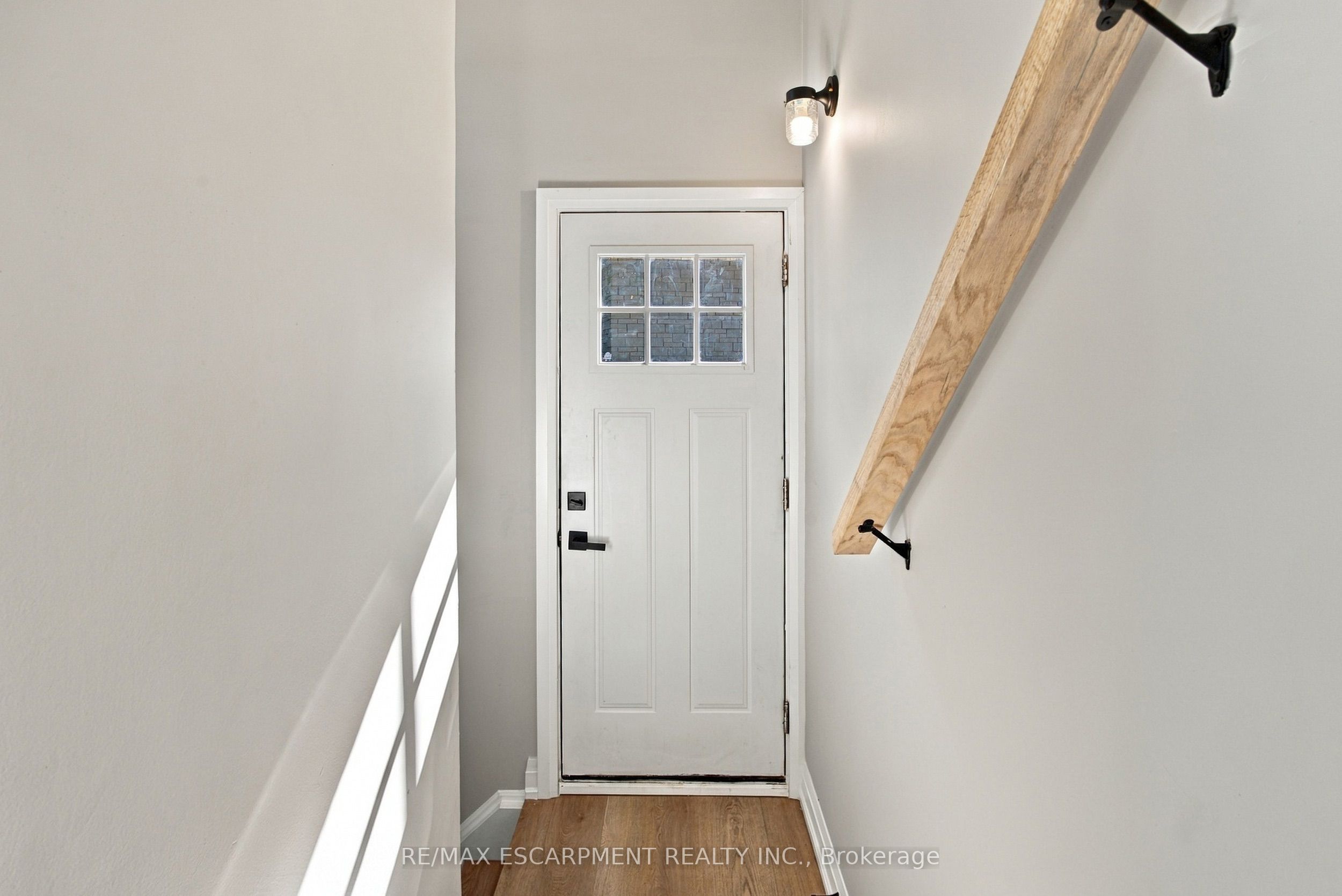 Unit Lower - 46 Bobolink Road, Hamilton 3
